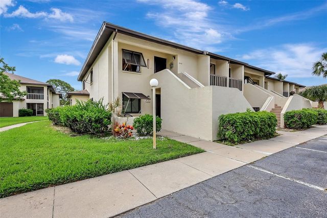 4646 LONGWATER CHASE 98, Sarasota, FL 34235