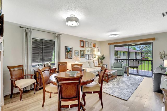 4646 LONGWATER CHASE 98, Sarasota, FL 34235