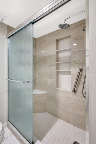 4646 LONGWATER CHASE 98, Sarasota, FL 34235