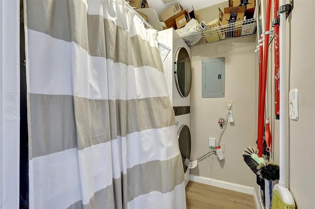 4646 LONGWATER CHASE 98, Sarasota, FL 34235