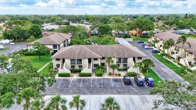 4646 LONGWATER CHASE 98, Sarasota, FL 34235