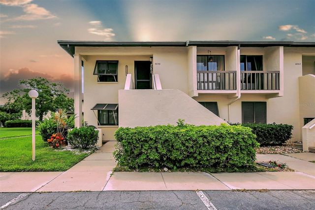 4646 LONGWATER CHASE 98, Sarasota, FL 34235