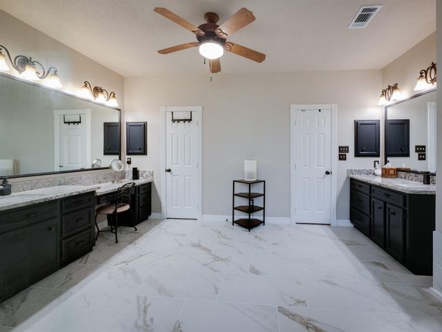 35826 Post Oak Circle, Magnolia, TX 77355