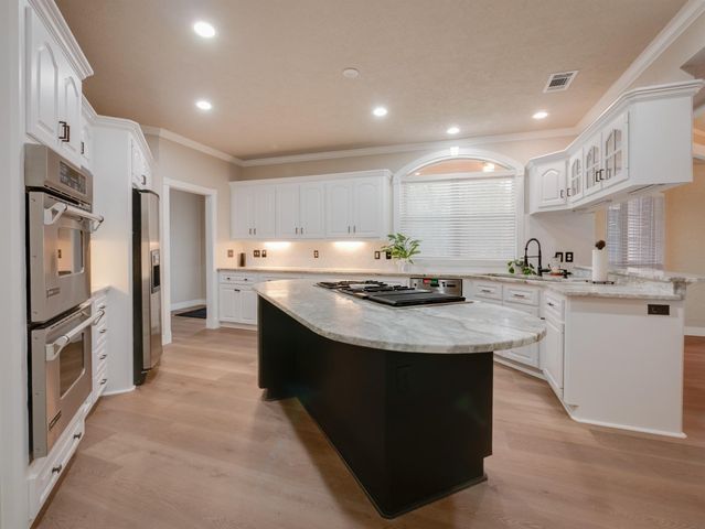 35826 Post Oak Circle, Magnolia, TX 77355
