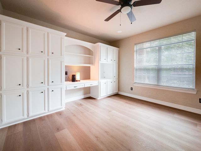 35826 Post Oak Circle, Magnolia, TX 77355