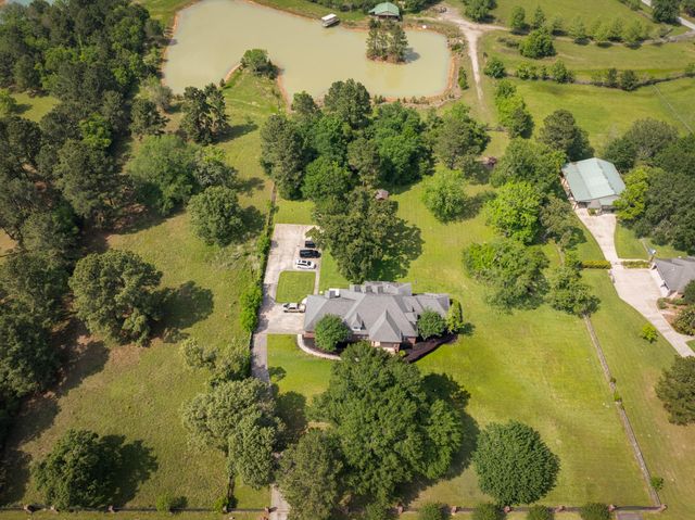 35826 Post Oak Circle, Magnolia, TX 77355