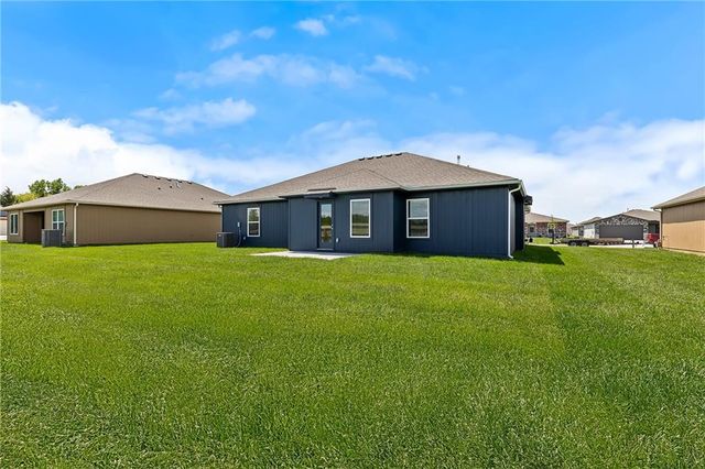 20875 Starside Street, Edgerton, KS 66021