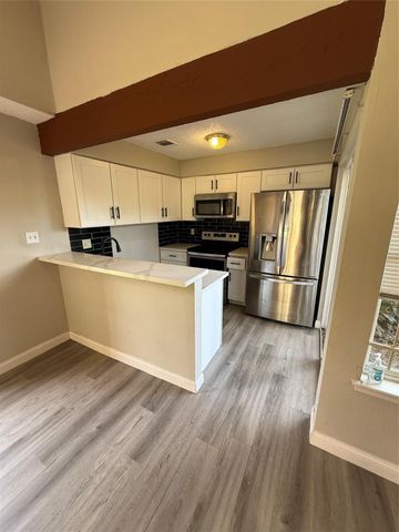 12507 Newbrook Dr, Houston, TX 77072