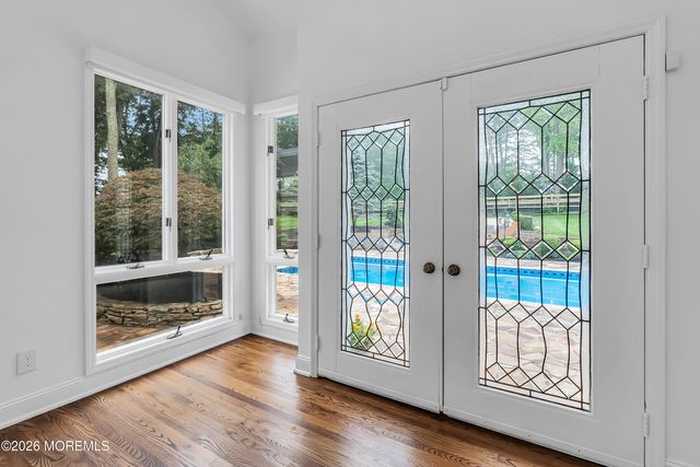 6 Deep Wood Lane, Colts Neck, NJ 07722