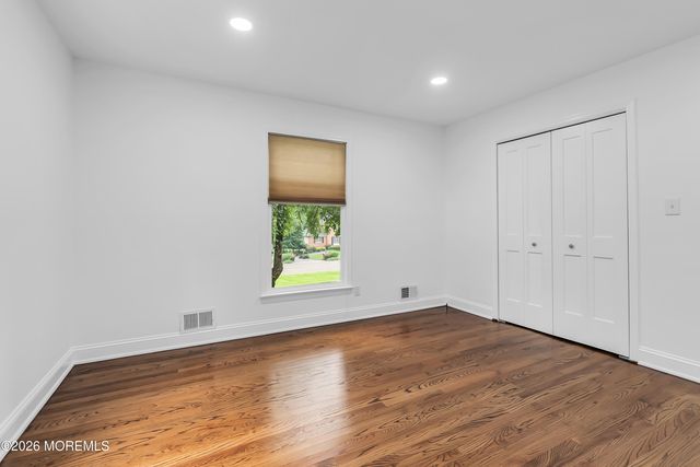 6 Deep Wood Lane, Colts Neck, NJ 07722