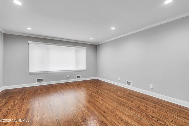 6 Deep Wood Lane, Colts Neck, NJ 07722