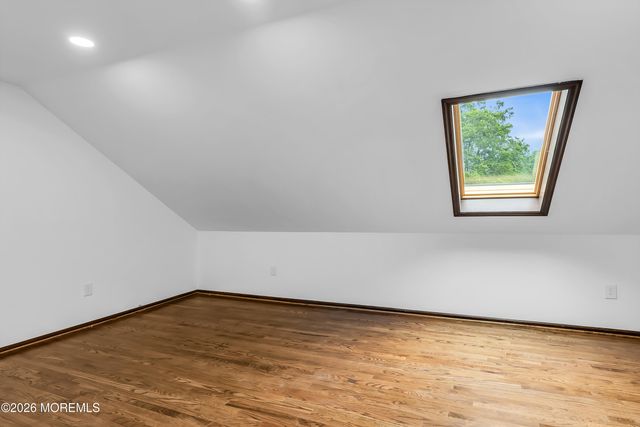 6 Deep Wood Lane, Colts Neck, NJ 07722