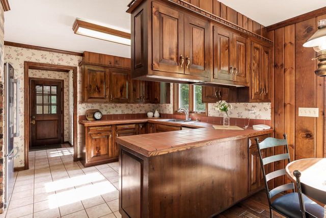 10406 S Walker Road, Beloit, WI 53511