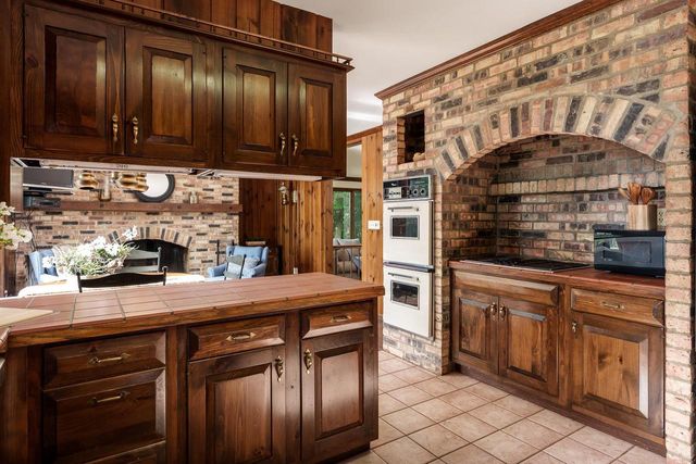 10406 S Walker Road, Beloit, WI 53511