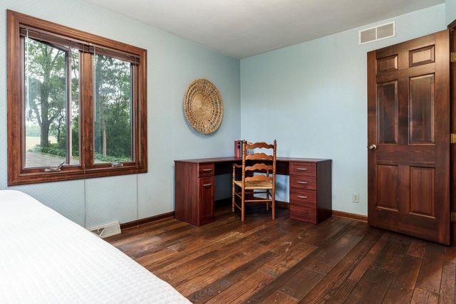 10406 S Walker Road, Beloit, WI 53511