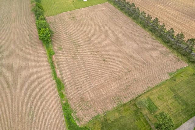 10406 S Walker Road, Beloit, WI 53511