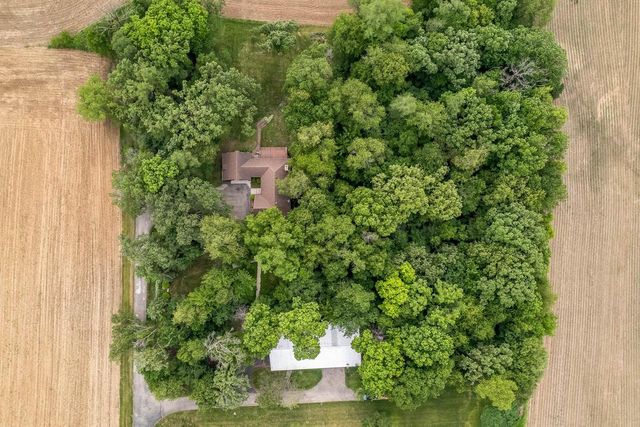 10406 S Walker Road, Beloit, WI 53511