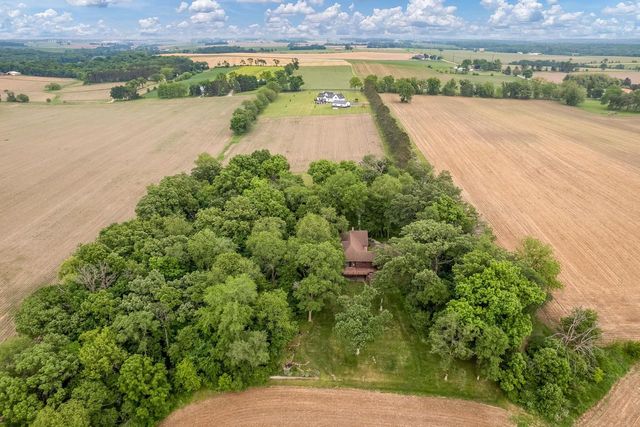 10406 S Walker Road, Beloit, WI 53511
