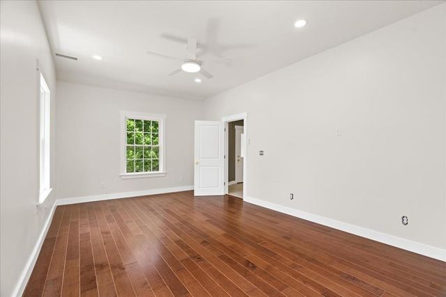 606 Valley Drive, Dalton, GA 30720