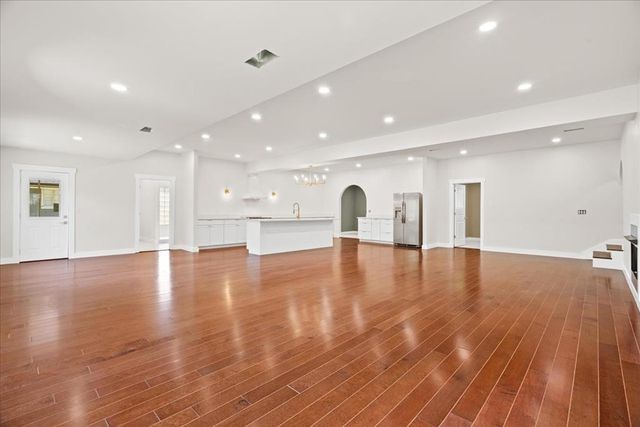 606 Valley Drive, Dalton, GA 30720