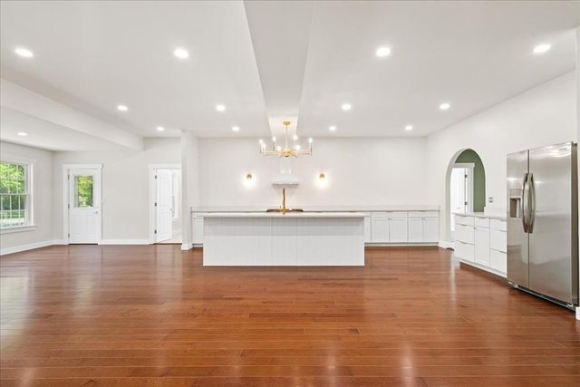 606 Valley Drive, Dalton, GA 30720