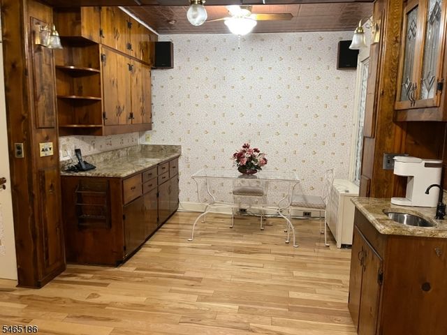 5 Upland Way, Verona Twp., NJ 07044