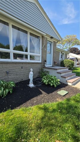 25 Rotary Drive, Johnston, RI 02919