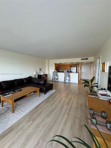 5700 Collins Avenue 6J, Miami Beach, FL 33140