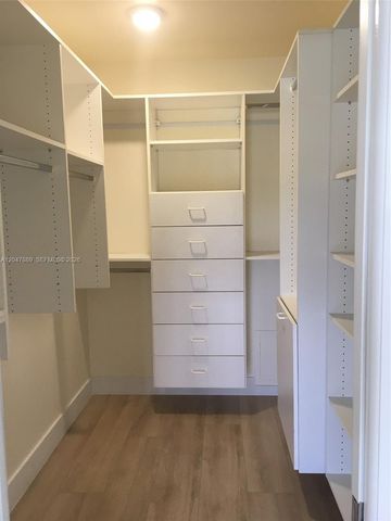 5700 Collins Avenue 6J, Miami Beach, FL 33140