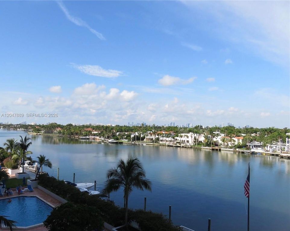5700 Collins Avenue 6J, Miami Beach, FL 33140