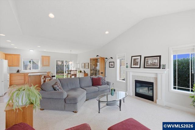 2066 NW Violet Av, Albany, OR 97321