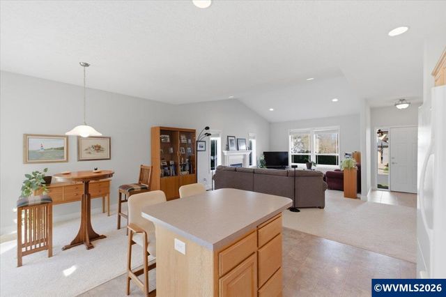 2066 NW Violet Av, Albany, OR 97321