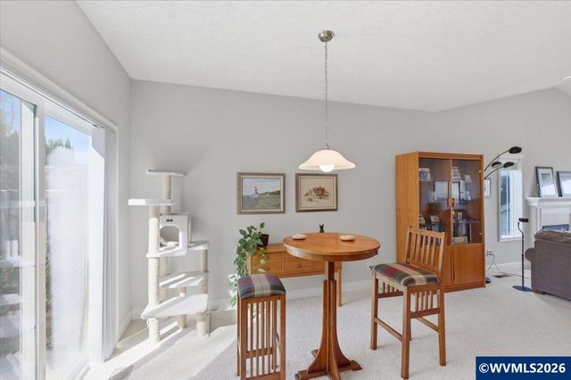 2066 NW Violet Av, Albany, OR 97321