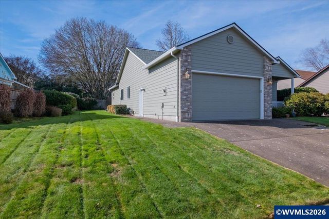 2066 NW Violet Av, Albany, OR 97321