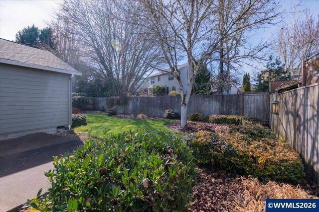 2066 NW Violet Av, Albany, OR 97321