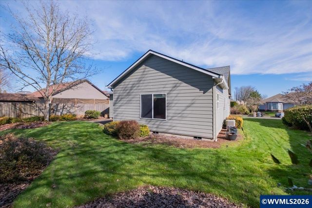 2066 NW Violet Av, Albany, OR 97321