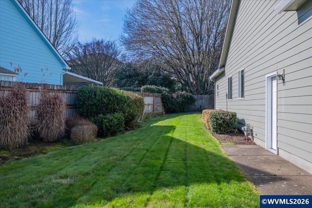 2066 NW Violet Av, Albany, OR 97321