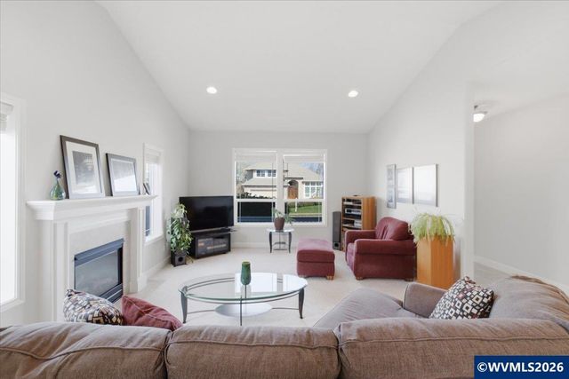 2066 NW Violet Av, Albany, OR 97321