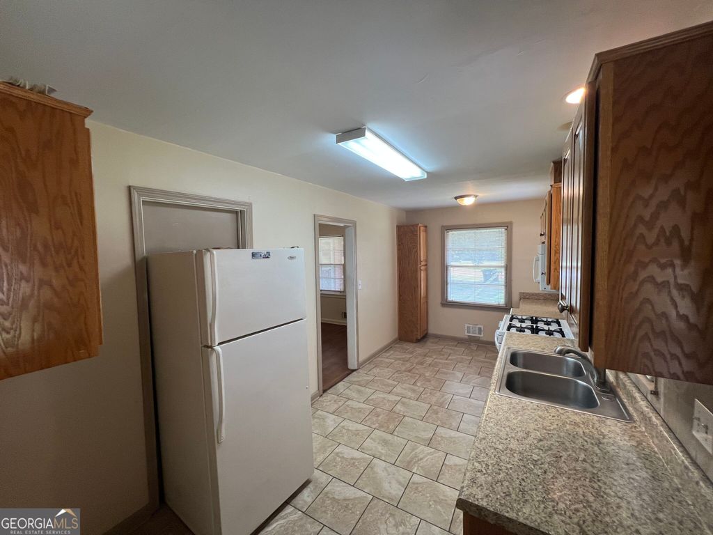 115 Charles Avenue SE, Marietta, GA 30067 — photo 5