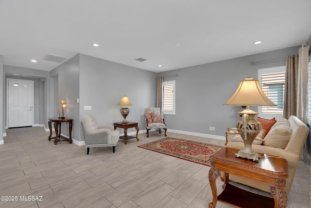 1496 E BLUE GRANITE DRIVE Drive, Green Valley, AZ 85614