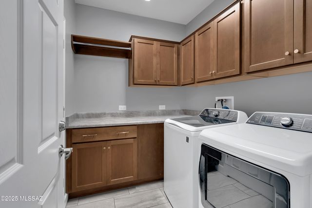 1496 E BLUE GRANITE DRIVE Drive, Green Valley, AZ 85614