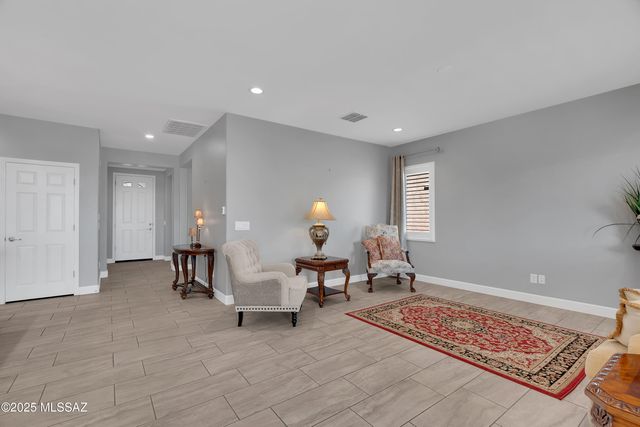 1496 E BLUE GRANITE DRIVE Drive, Green Valley, AZ 85614