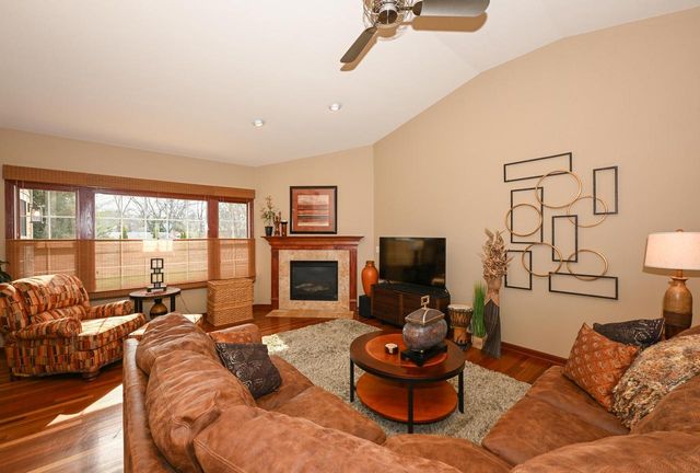 6305 Cedarhedge DRIVE, Mount Pleasant, WI 53406