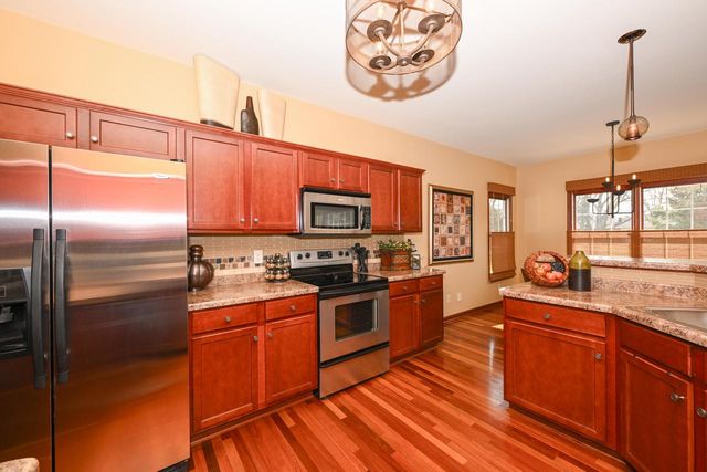 6305 Cedarhedge DRIVE, Mount Pleasant, WI 53406