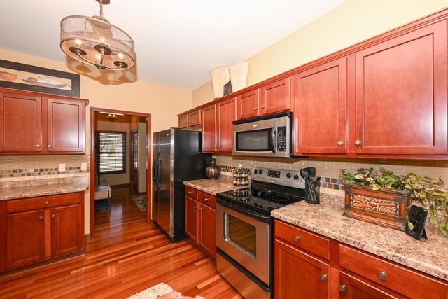 6305 Cedarhedge DRIVE, Mount Pleasant, WI 53406