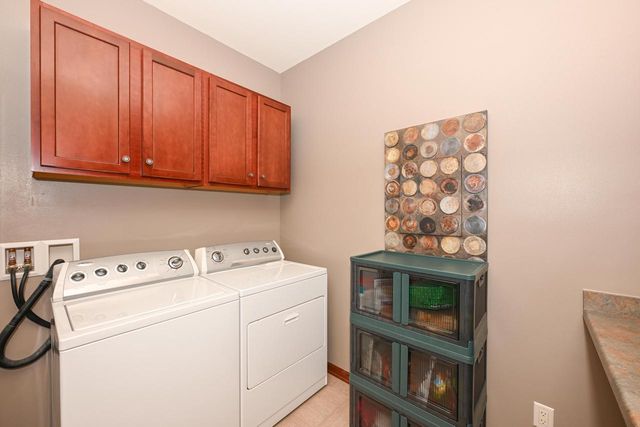 6305 Cedarhedge DRIVE, Mount Pleasant, WI 53406
