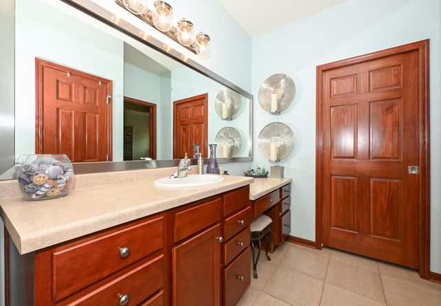 6305 Cedarhedge DRIVE, Mount Pleasant, WI 53406