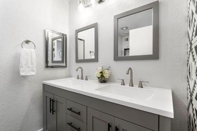 6001 Concordia Road NE, Albuquerque, NM 87111