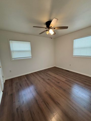 2221 Garfield Street, Gary, IN 46404