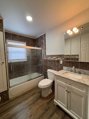 2221 Garfield Street, Gary, IN 46404